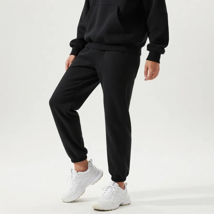 A person wearing an affordable gym outfit that looks expensive, showcasing a stylish and trendy design.